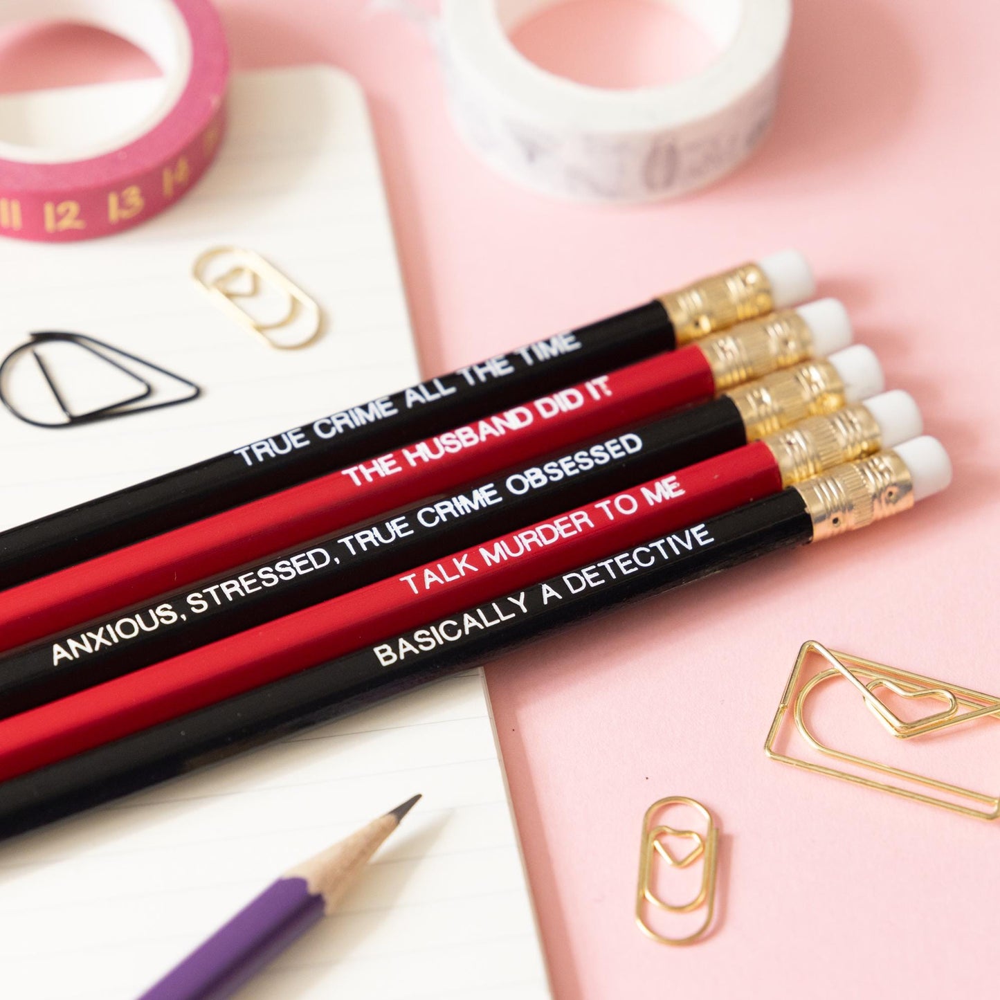The True Crime pencil set